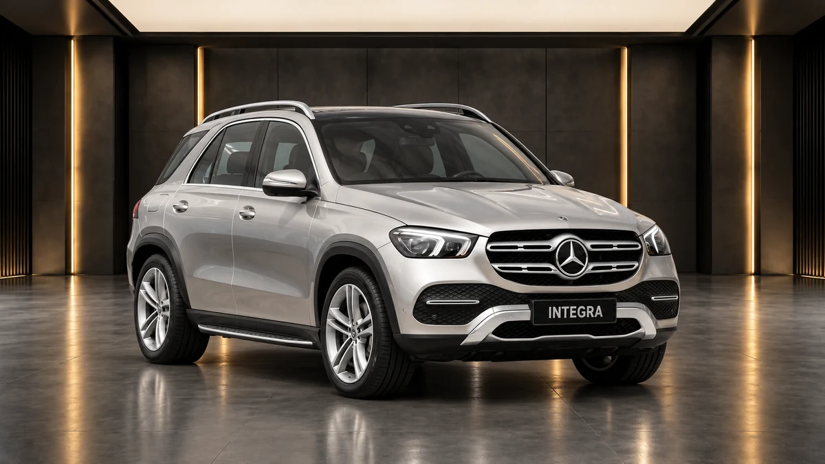 Студийная визуализация MERCEDES-BENZ GLE SUV Base 2020