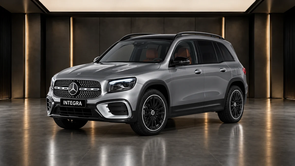 Студийная визуализация MERCEDES-BENZ GLB SUV 2024