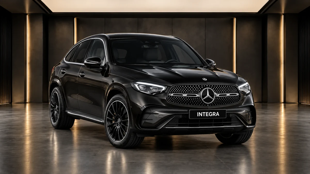 Студийная визуализация MERCEDES-BENZ GLC SUV Coupe 2024