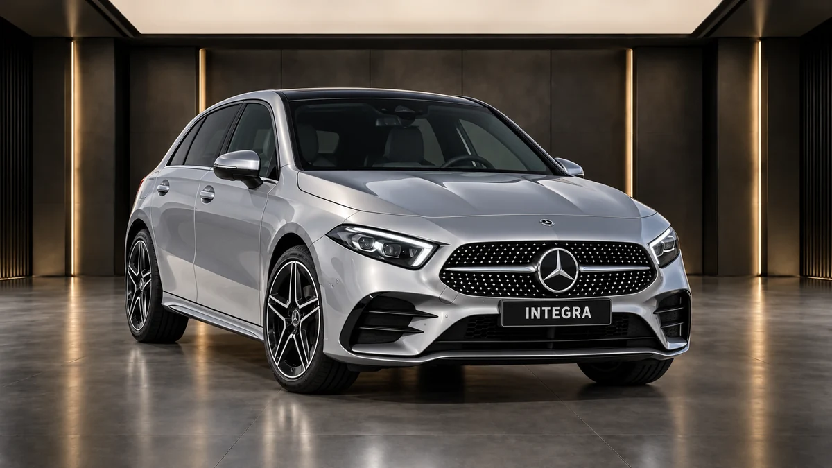 Студийная визуализация MERCEDES-BENZ A-Class Hatchback 2023