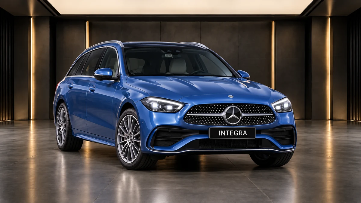 Студийная визуализация MERCEDES-BENZ C-Class Touring 2023