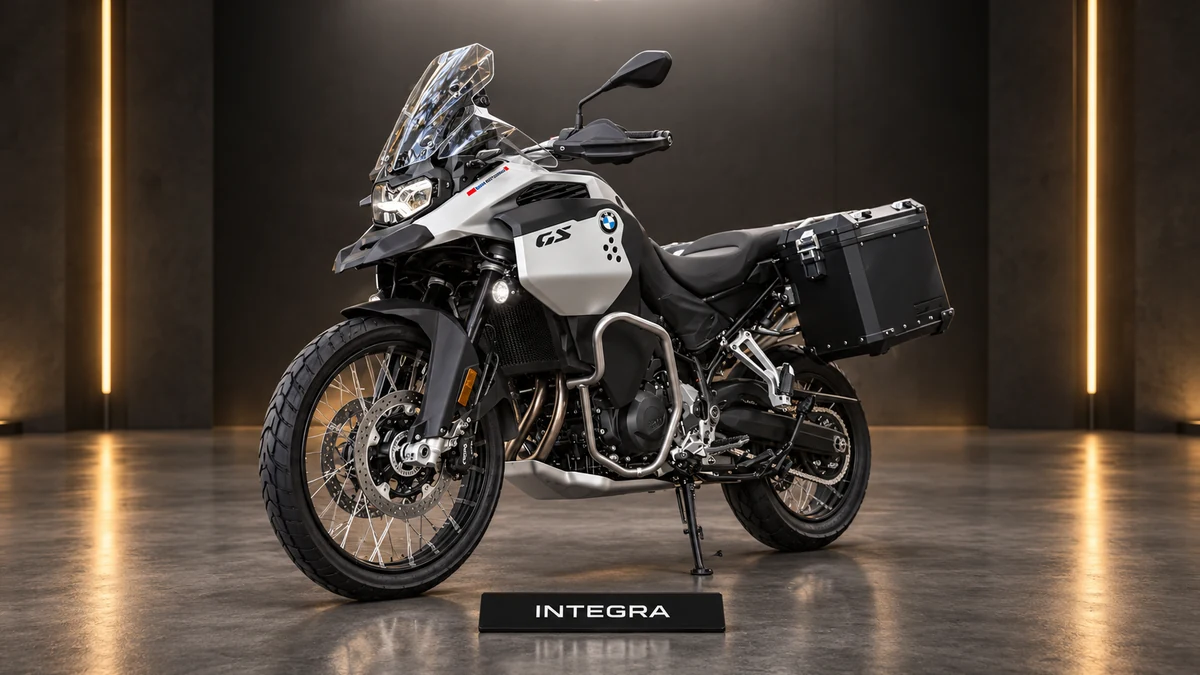 Студийная визуализация BMW Motorrad F 900 GS Adventure 2024