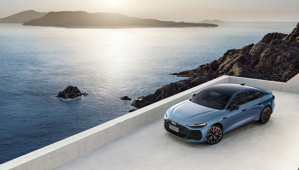 Audi A5L Sportback 2025: фото модельного ряда; комплектация и длина кузова могут отличаться