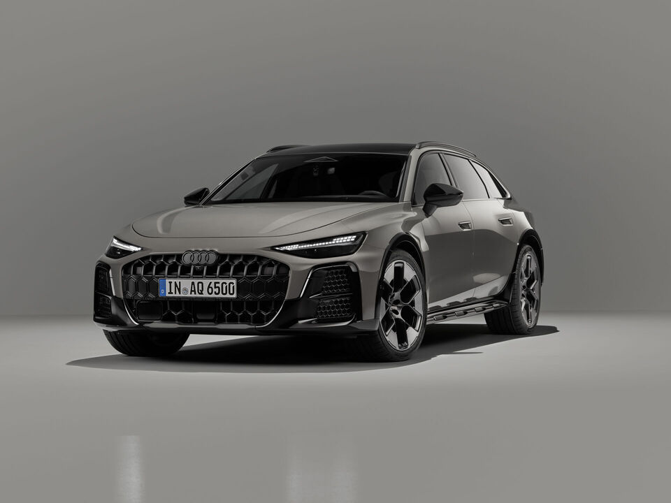 Audi A6 Allroad 2026: фото модельного ряда; комплектация и длина кузова могут отличаться