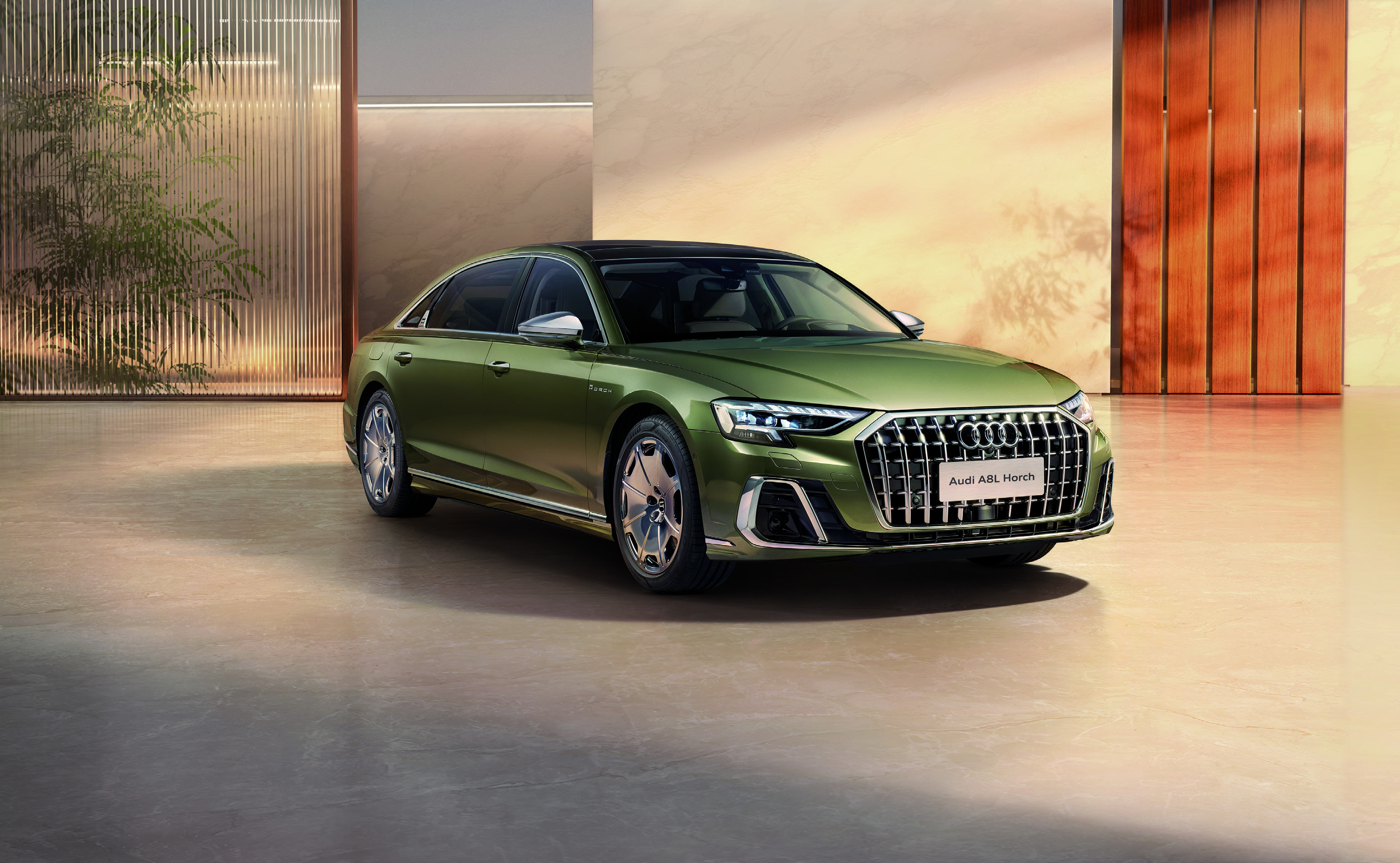 Audi A8L Horch 2022: фото модельного ряда; комплектация и длина кузова могут отличаться