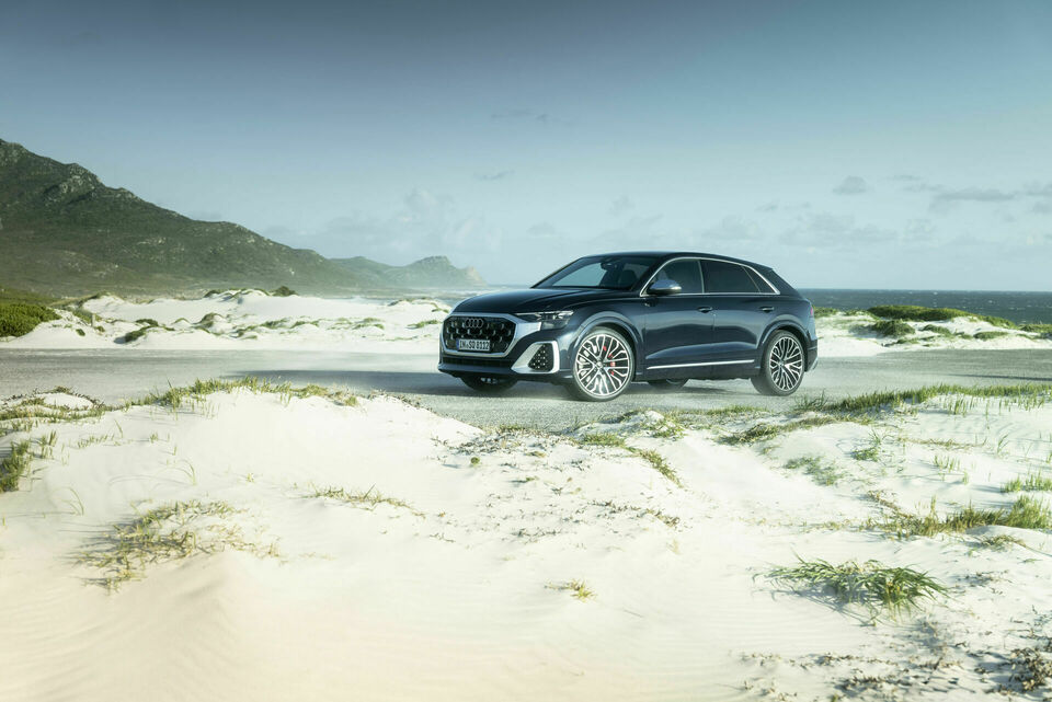 Audi SQ8 2024: фото модельного ряда; комплектация и длина кузова могут отличаться