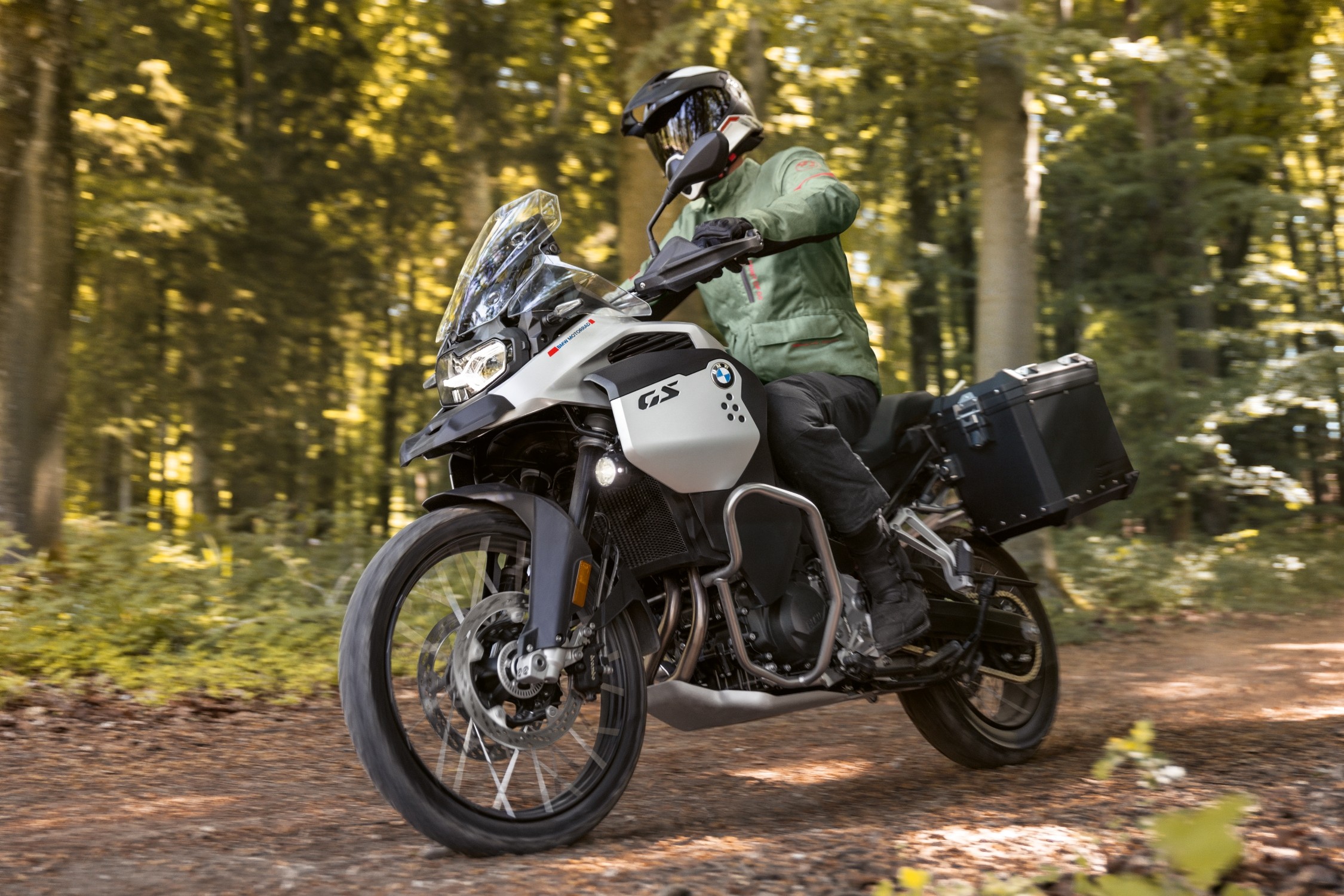 BMW Motorrad F 900 GS Adventure 2024 - вид спереди для выбора автомобильных лекал PPF