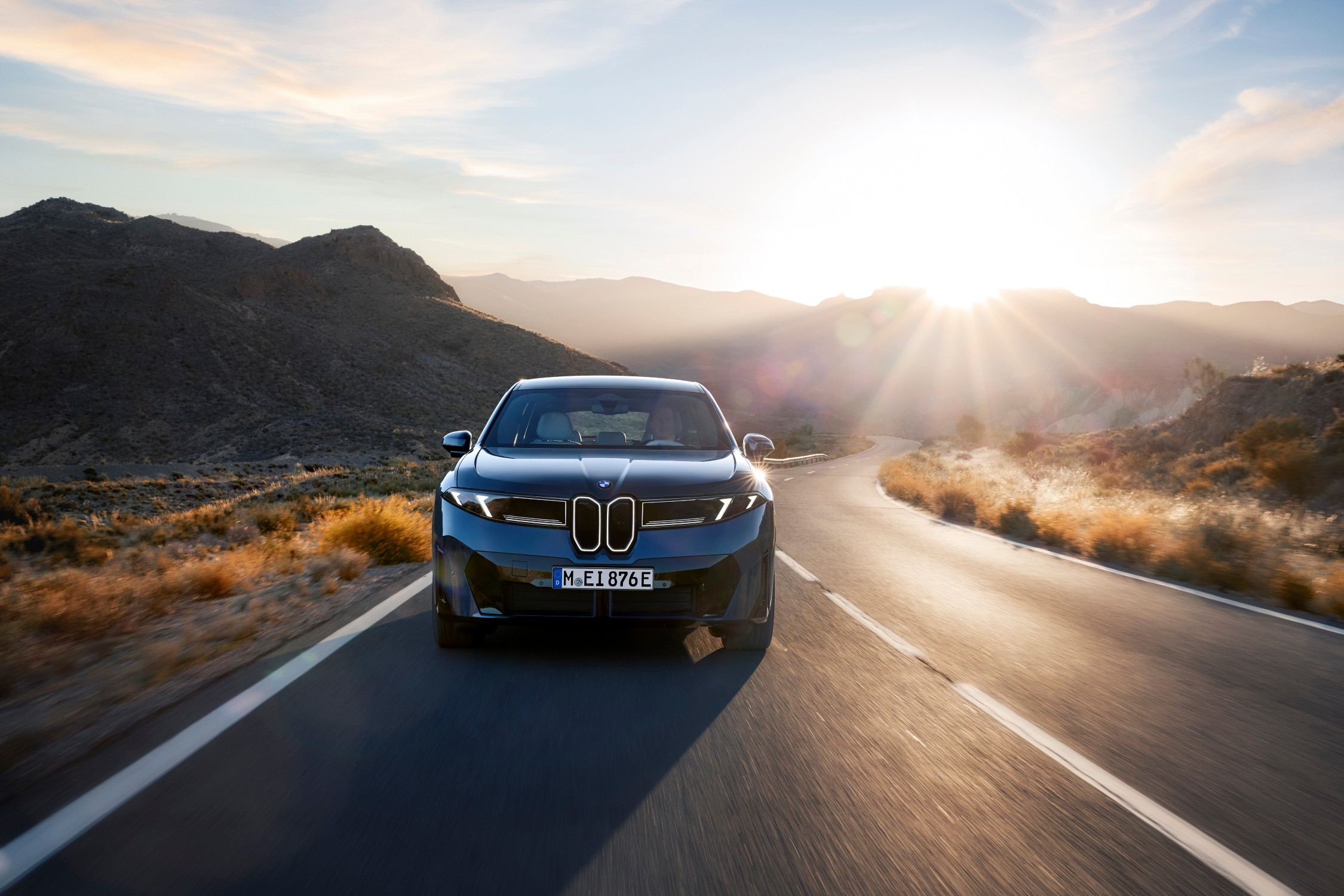 BMW iX3 2026 - вид спереди для выбора лекал PPF автомобиля