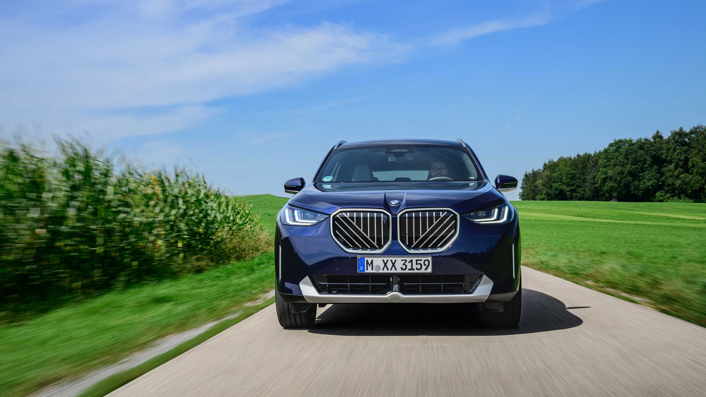 BMW X3 2025 - вид спереди для выбора лекал PPF автомобиля