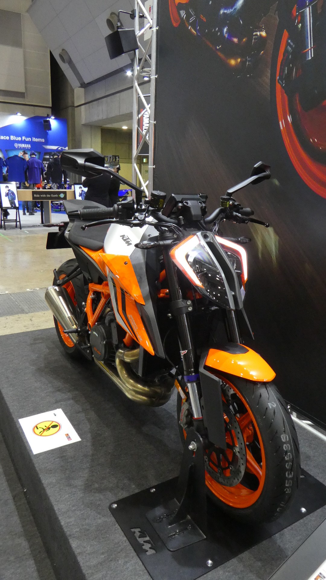KTM 1290 2021, общий вид