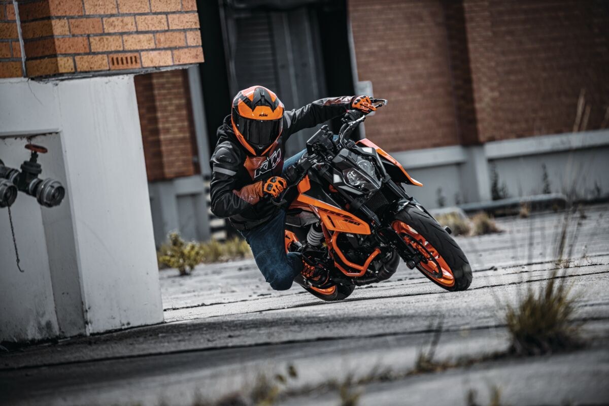 KTM 390 2021, общий вид