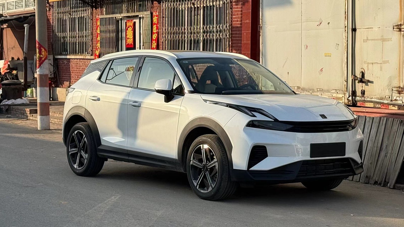 LYNK & CO 06 2026 - вид спереди для выбора лекал PPF автомобиля
