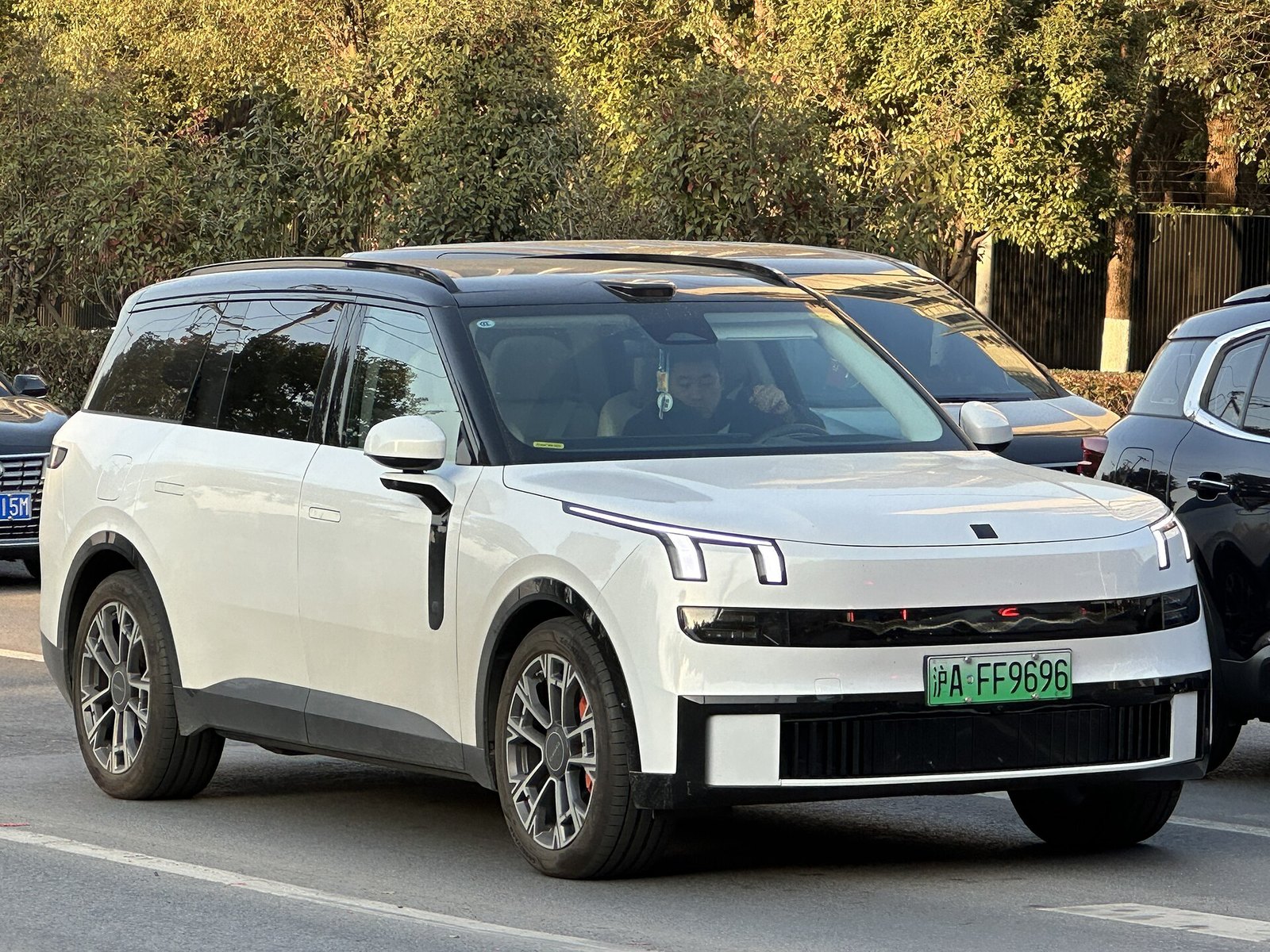 LYNK & CO 900 2025 - вид спереди для выбора лекал PPF автомобиля