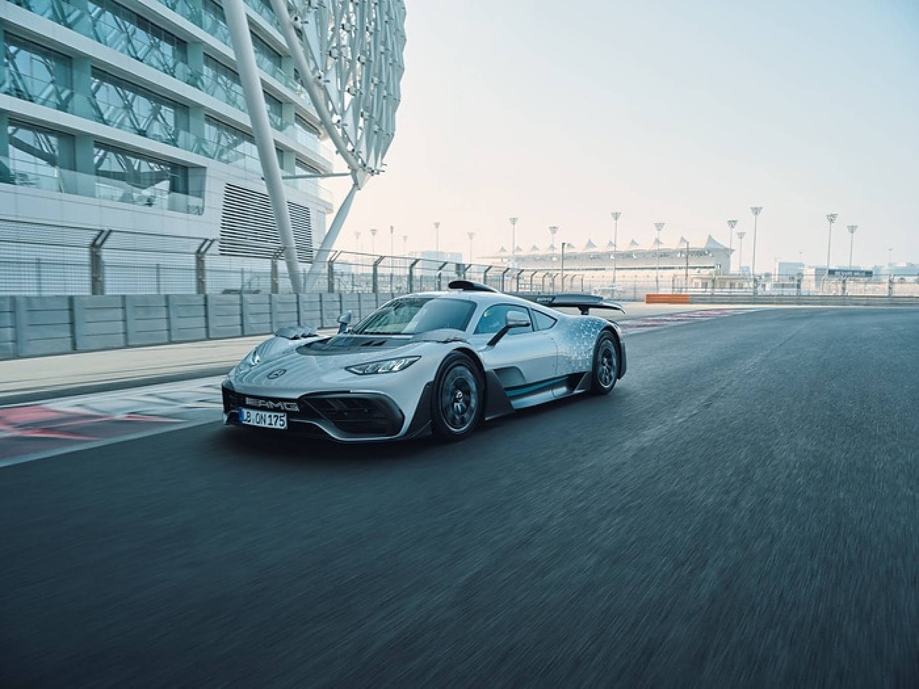 MERCEDES-BENZ AMG ONE 2025 - вид спереди для выбора лекал PPF автомобиля