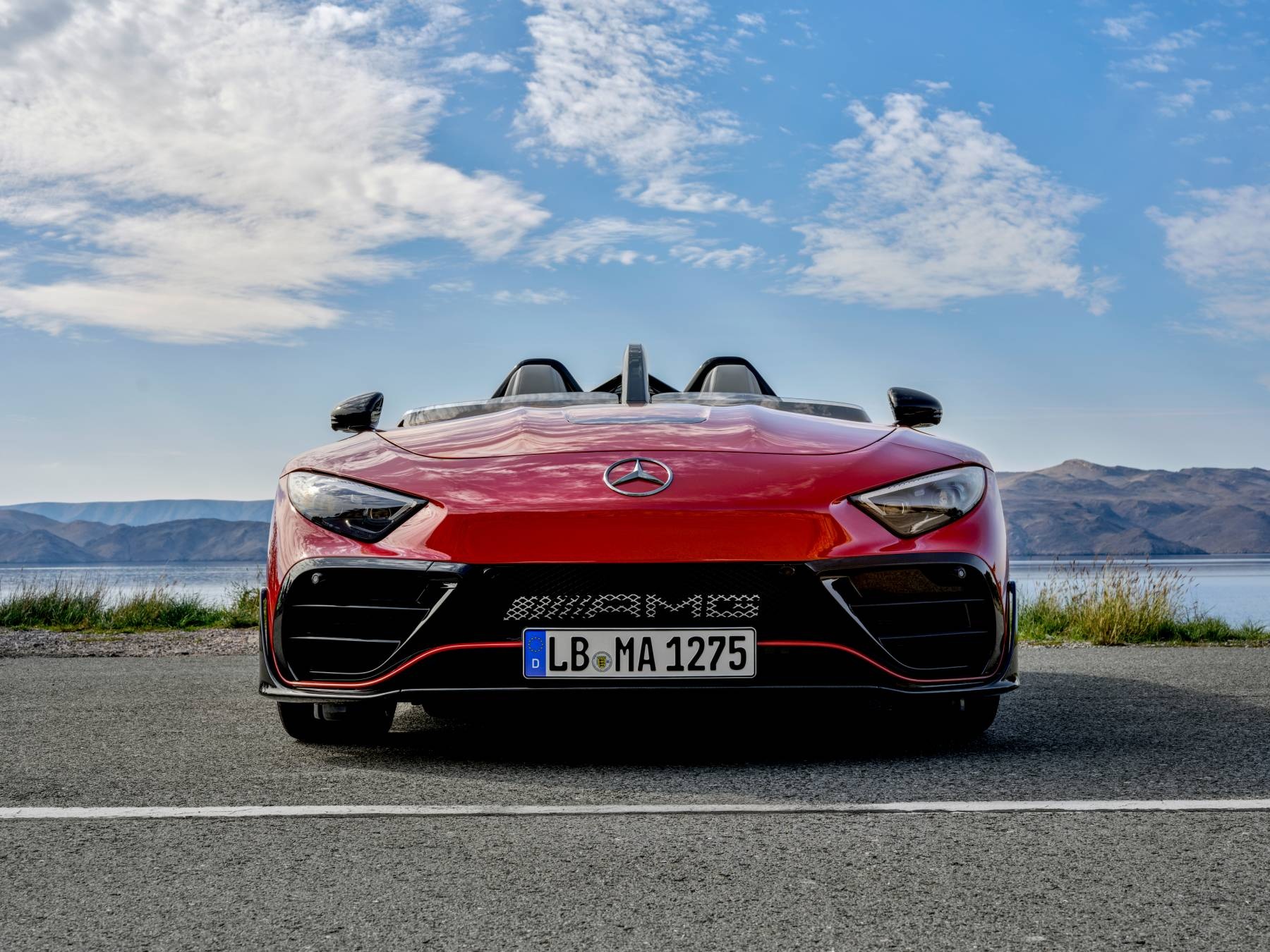 MERCEDES-BENZ AMG PureSpeed 2026 - вид спереди для выбора лекал PPF автомобиля