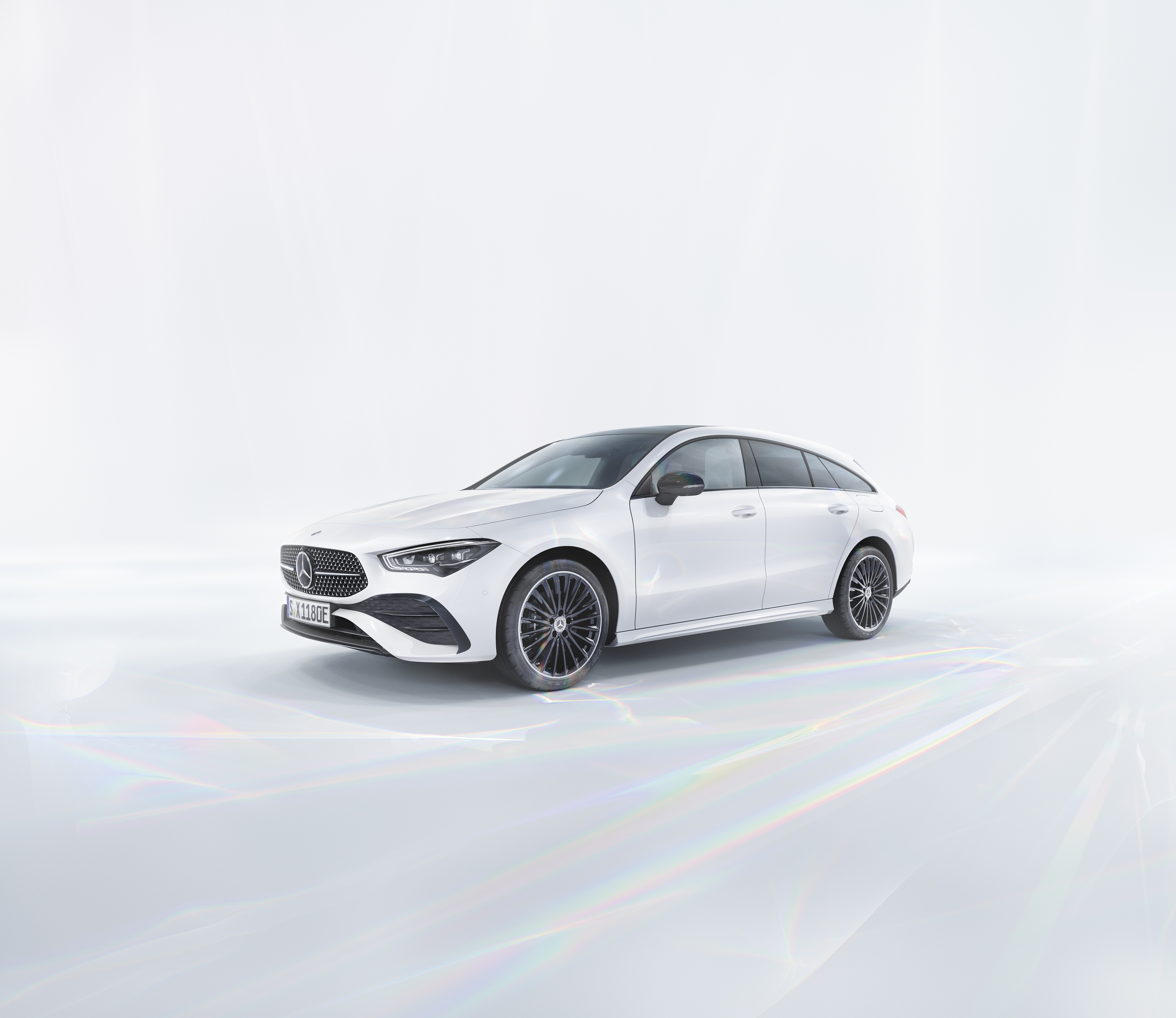 MERCEDES-BENZ CLA Shooting Brake 2024 - вид спереди для выбора лекал PPF автомобиля