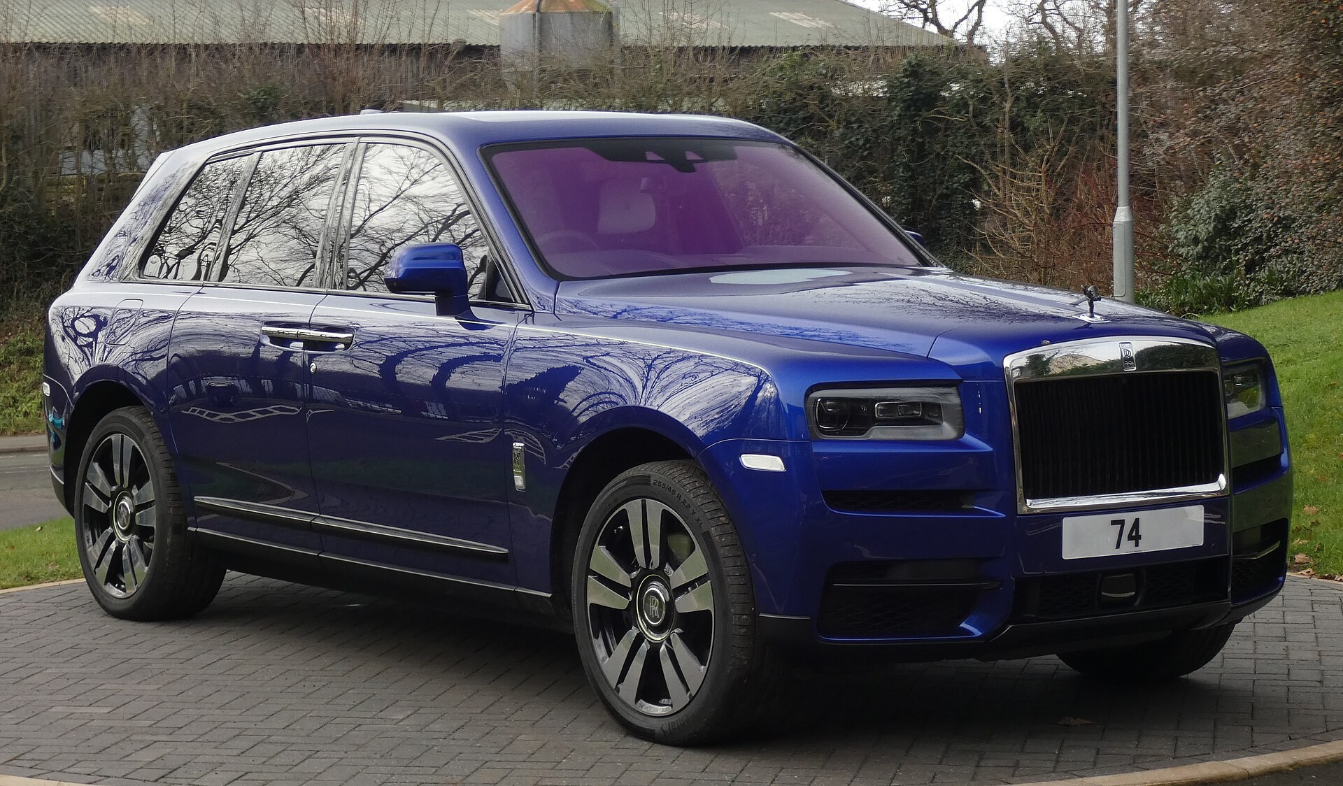 ROLLS-ROYCE Cullinan 2025 - вид спереди для выбора автомобильных лекал PPF