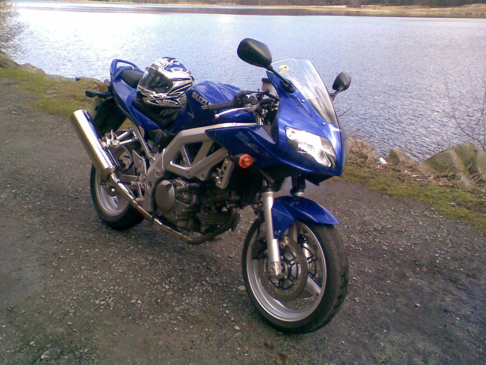 Suzuki SV650S 2017, общий вид