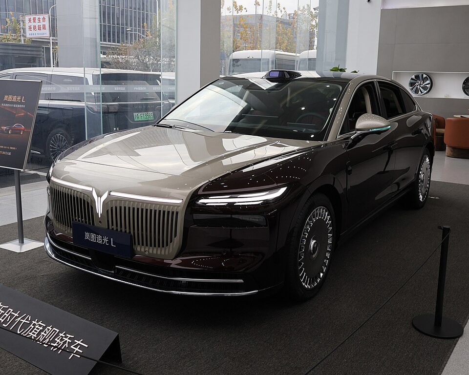 VOYAH Passion L 2026 - вид спереди для выбора автомобильных лекал PPF