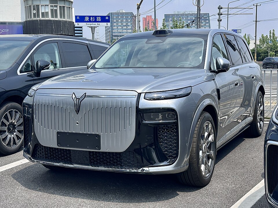 VOYAH Taishan X8 2026 - вид спереди для выбора автомобильных лекал PPF