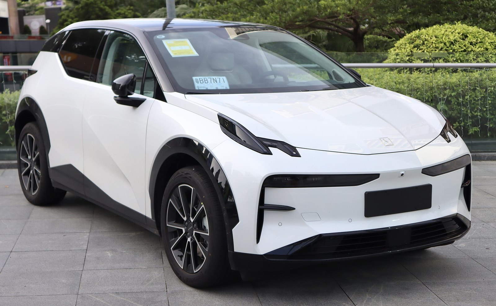 ZEEKR X 2023 - вид спереди для выбора лекал PPF автомобиля